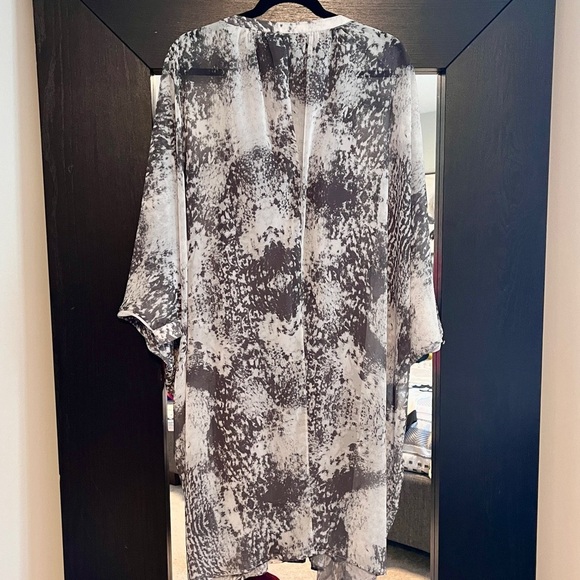 H By Halston Grey & White Dress Size Large - Picture 10 of 16